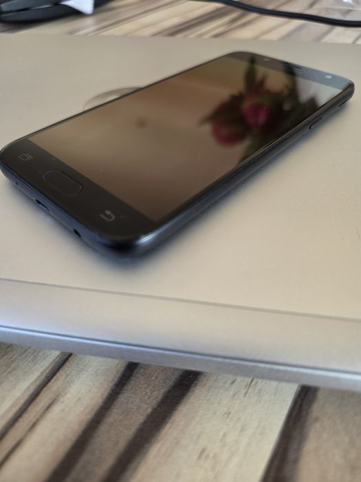 Vând Samsung J5 Black
