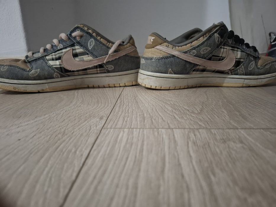Nike dunk travis scott