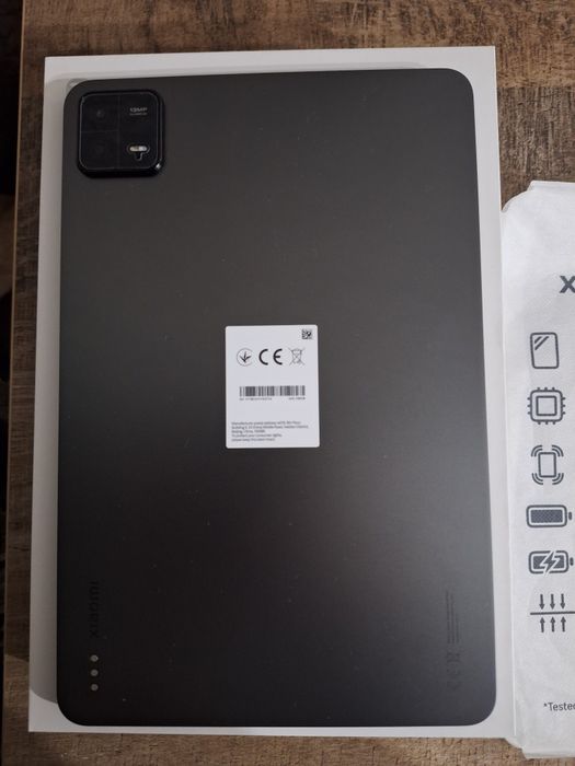 планшет xiaomi pad 6 8/256 гб. +чехол, стекло стоит.