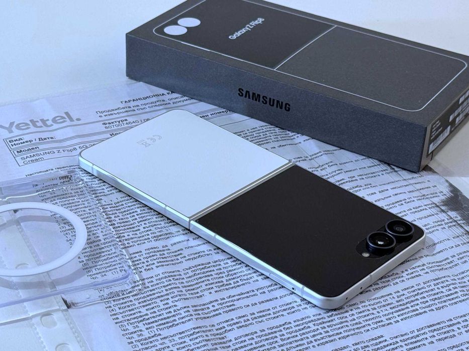 Бартер! НОВ! 36м.Гаранция. Samsung Galaxy Z Flip 8 Cream (Бял)
