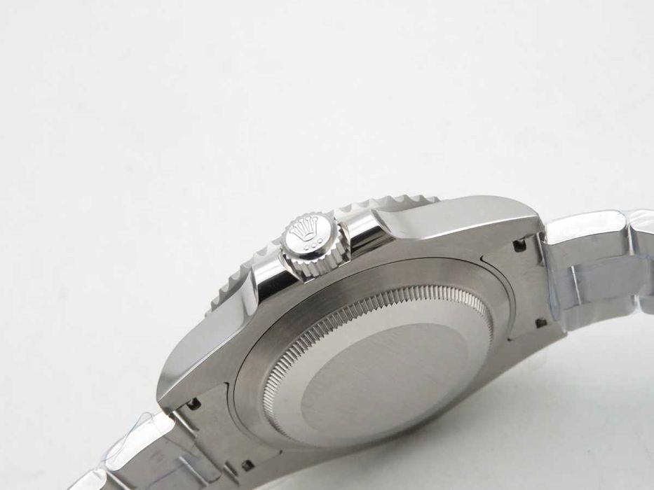 Rolex Submariner 116610LV "Hulk" – зелен циферблат и безел, мъжки часовник, реални снимки