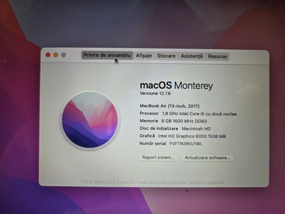 MacBook Air 2017 impecabil