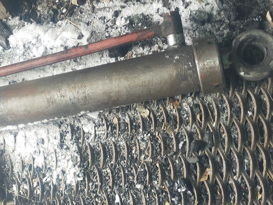 Цилиндр гидравлический