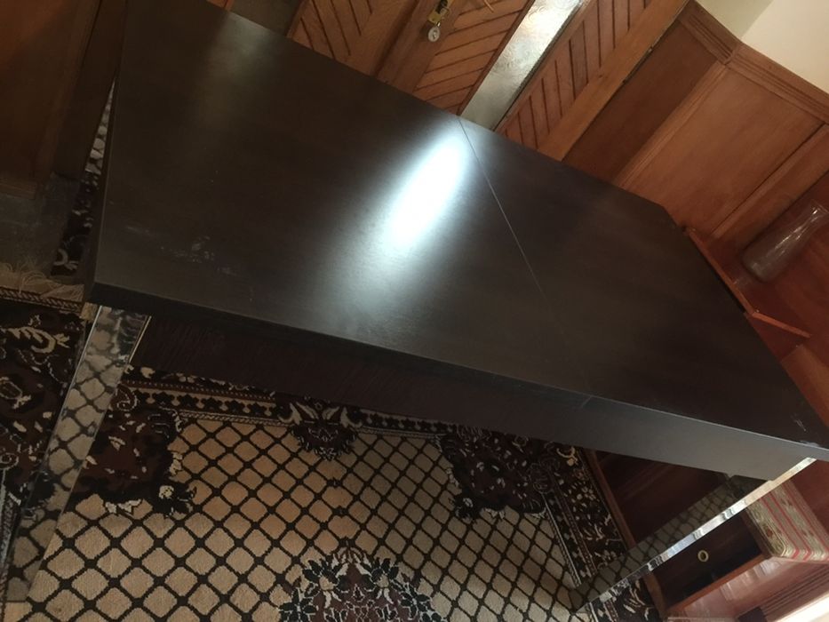 Masa extensibila de 8 persoane