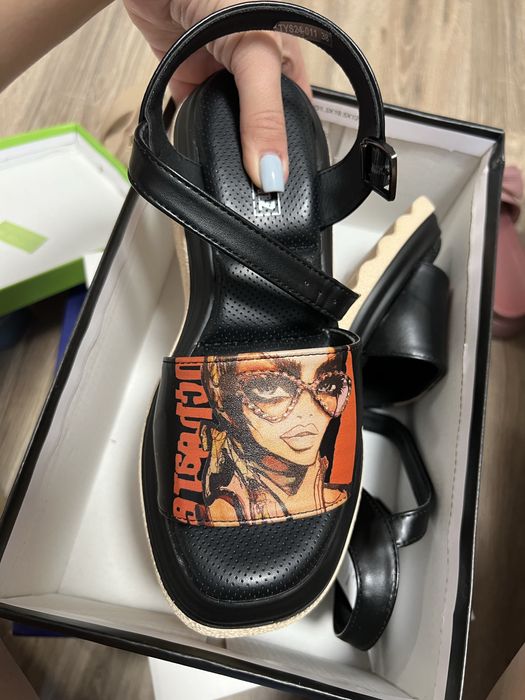 НОВИ! Дамски сандали.