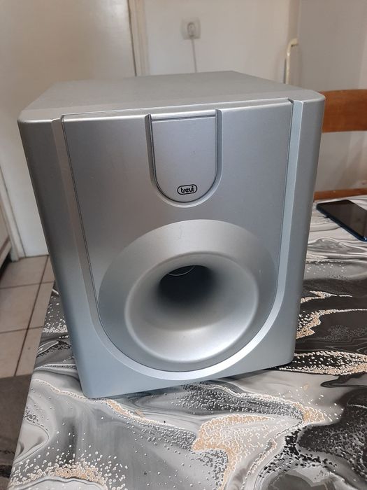 Vănd subufer  second-hand
