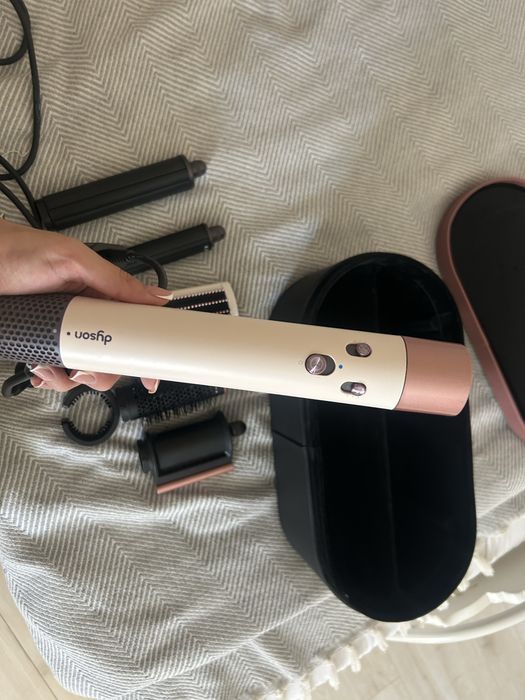 Стайлер Dyson Малайзия