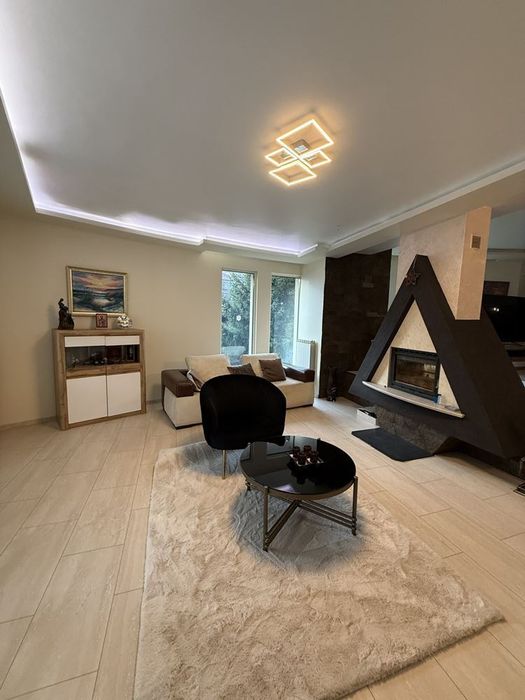 Продава се Къща в София, Орландовци - 495 кв.м за 1010 €/кв.м - Снимка #3