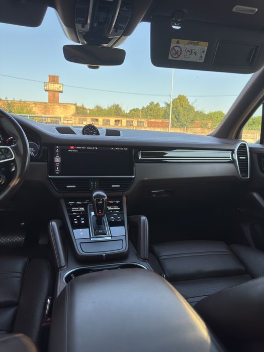 Porsche Cayenne 2020