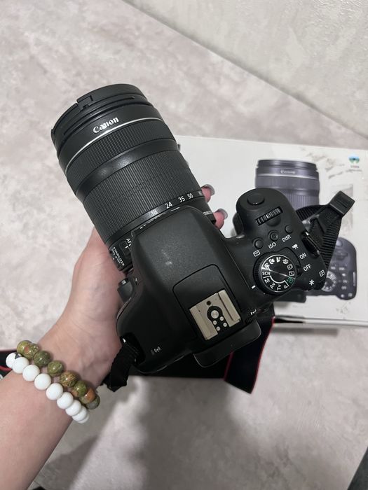 Фотоаппарат Canon EOS 750D