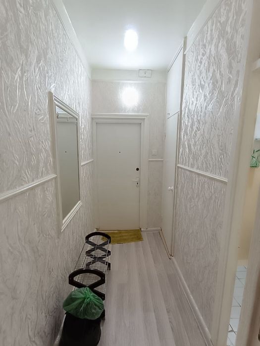 Юнусабад 15 метро Туркестан 1х2/4/4 балкон 1,5х6