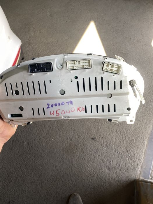 Продам щиток приборов хундай туксон