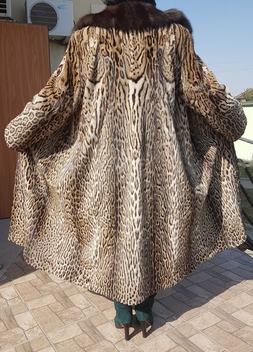 Продам модную элитную шубу из меха леопарда.