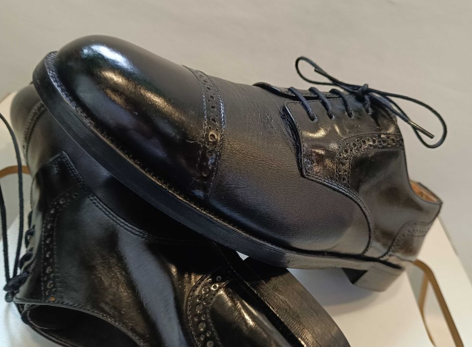 Pantofi derby 40 cap toe lucrati manual Ferradini piele naturala moale