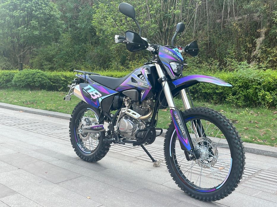 Продам мотоцикл BESUDA -250 куб