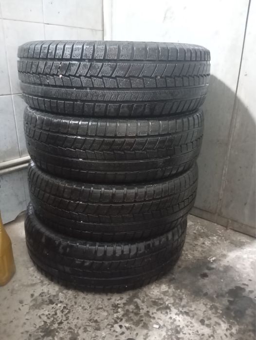Шины 17 размер ,болон,