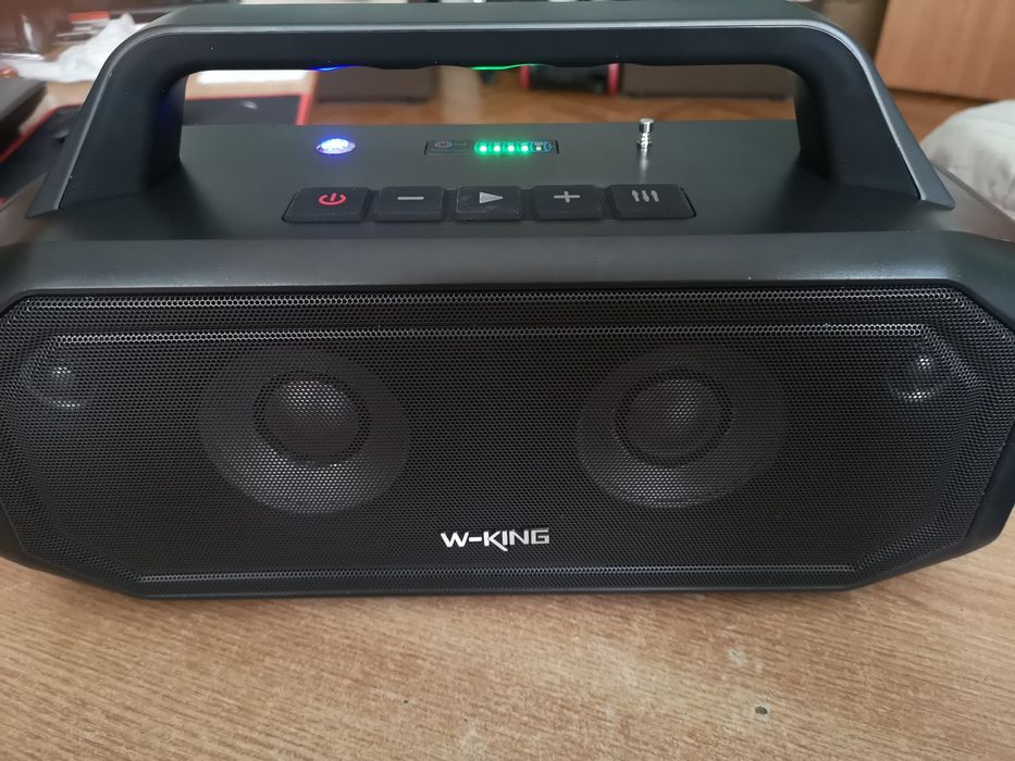 Boxă portabilă W-KING,2x100W, specială cu 4 difuzoare