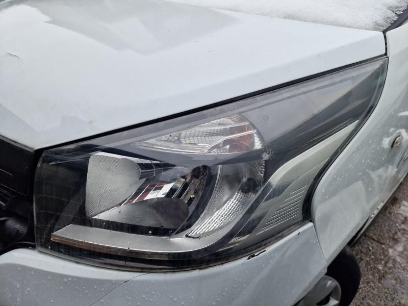 Caseta de directie volan dreapta Nissan NV300