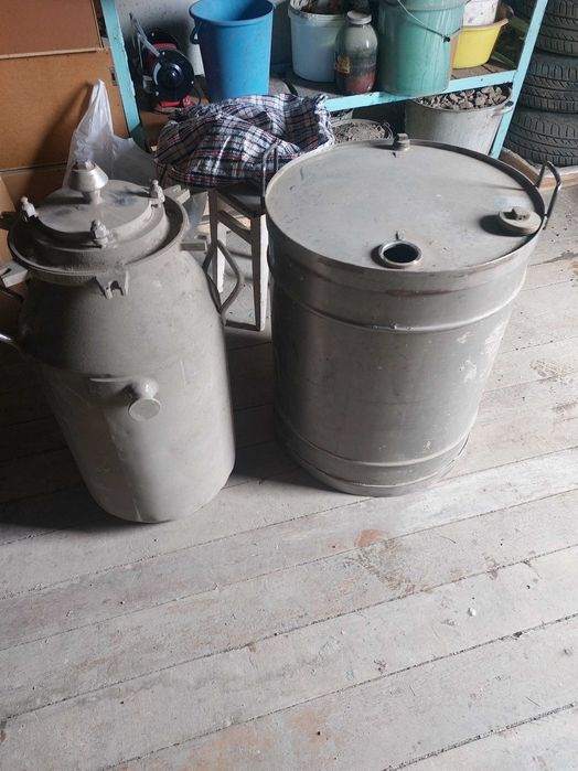 Фляга, бочка, канистры