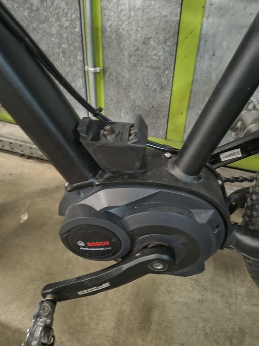 Vind bicicleta electrica fara acumulator si incarcator