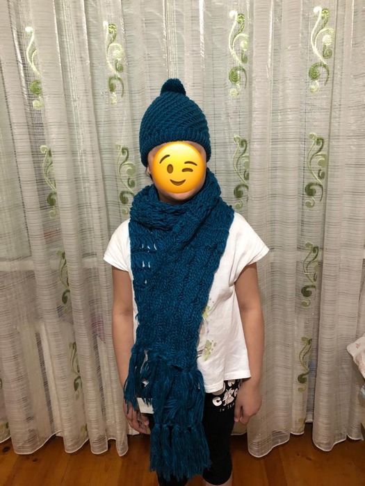 Шапка с шарфом детская