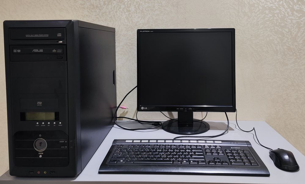 Продам стационарный компьютер. Core i7.