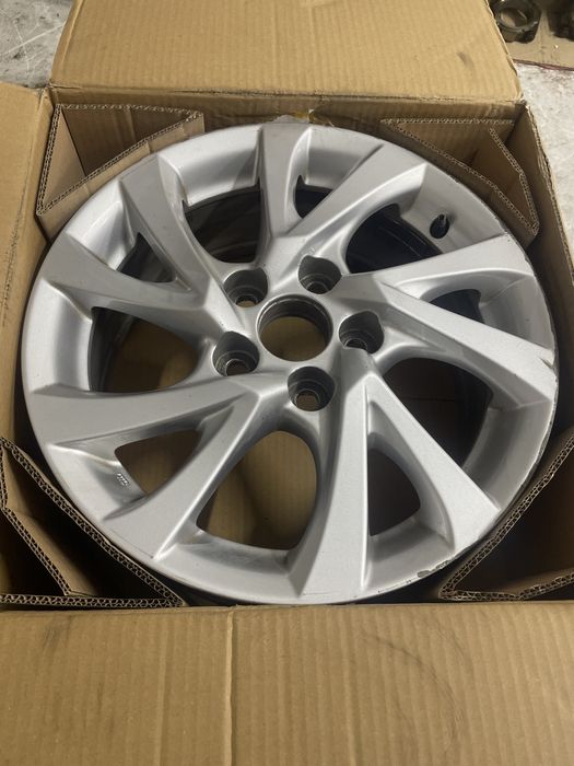 Диск колесный на Toyota Corolla