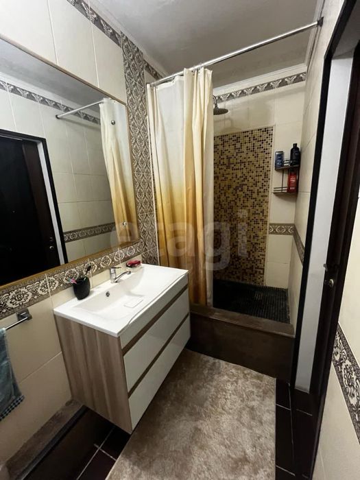 Каирбекова 3комн 3этаж дом 2011