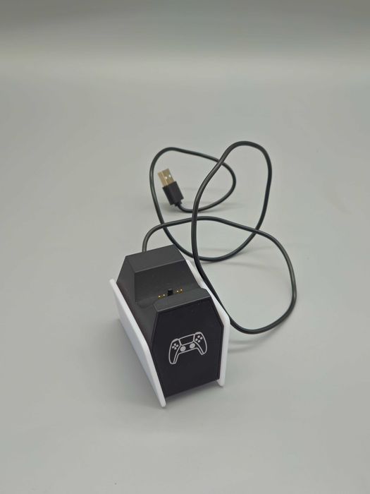 Зарядна стойка (докинг) за PS5 контролер DualSense с LED/RGB индикация