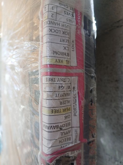 Интериорна врата с каса