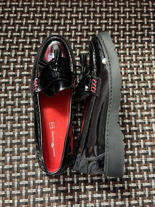 Продам лакированные лоферы