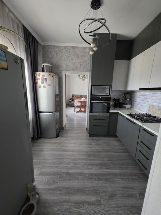 Продаётся четырёх комнатный дом