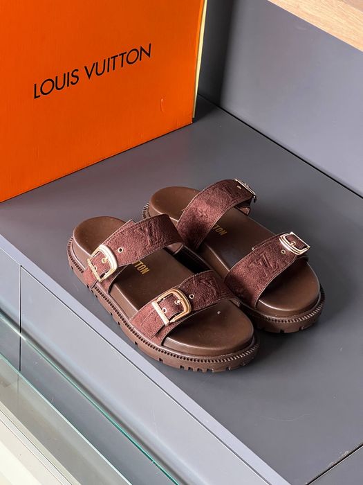 Sandale Louis Vuitton noi