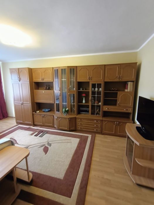 Proprietar - Inchiriez aprtament 2 camere decomandat