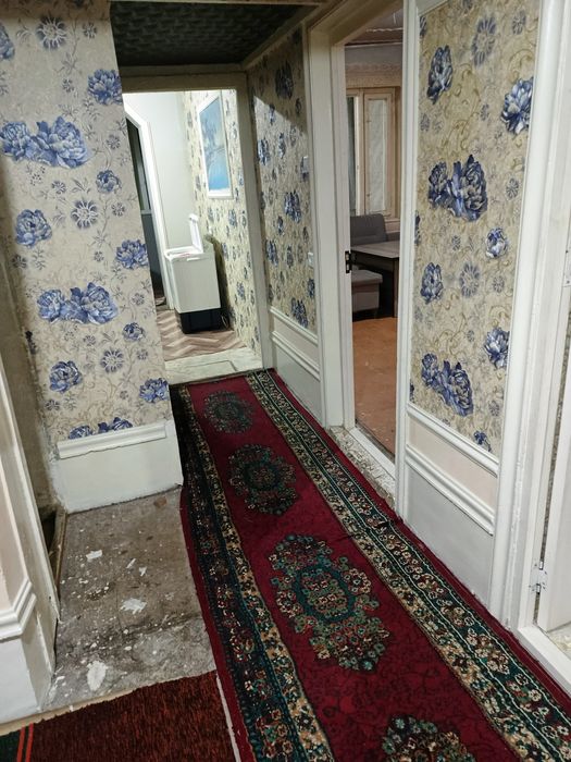 Andijon shahar qoshariq dahasi 36 uy  3 hona ijaraga beriladi