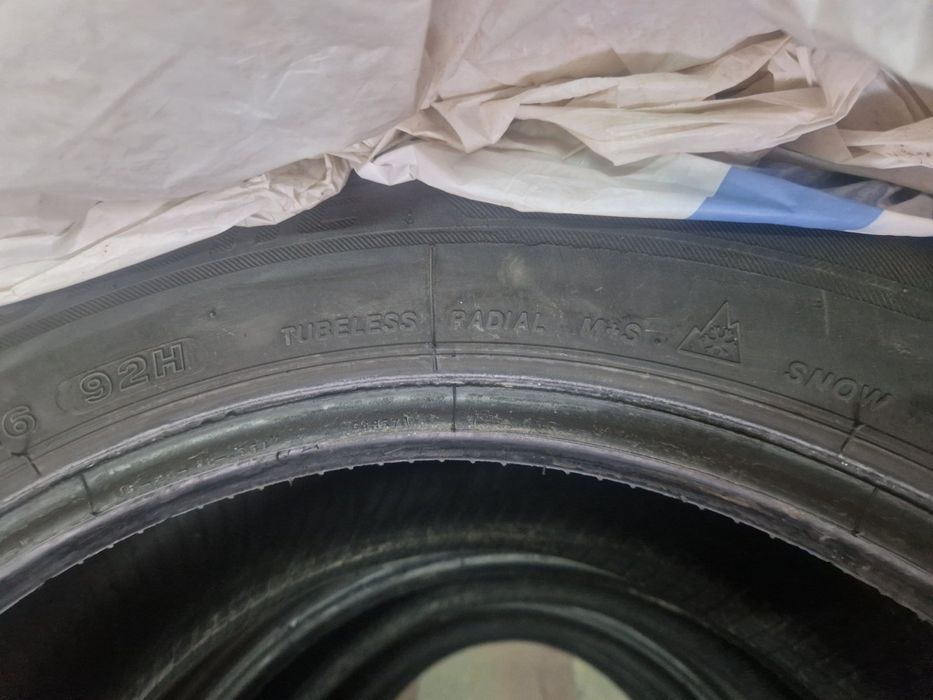 Зимни гуми Bridgestone Бриджстоун  205/60R60