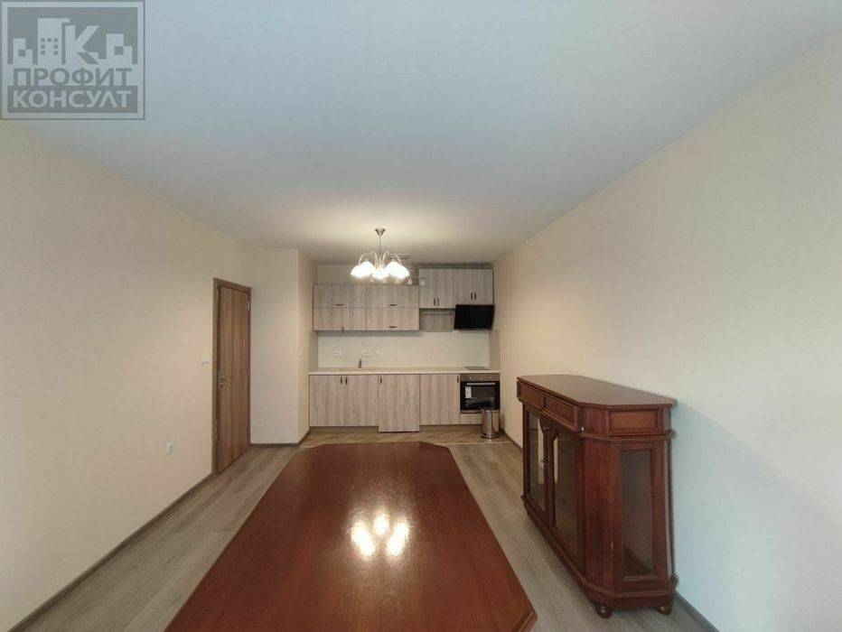 Продава се Двустаен апартамент в Велико Търново, Център - 64 кв.м за 1235 €/кв.м - Снимка #3