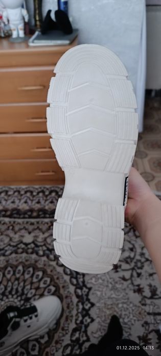 Продам кросовки мужские