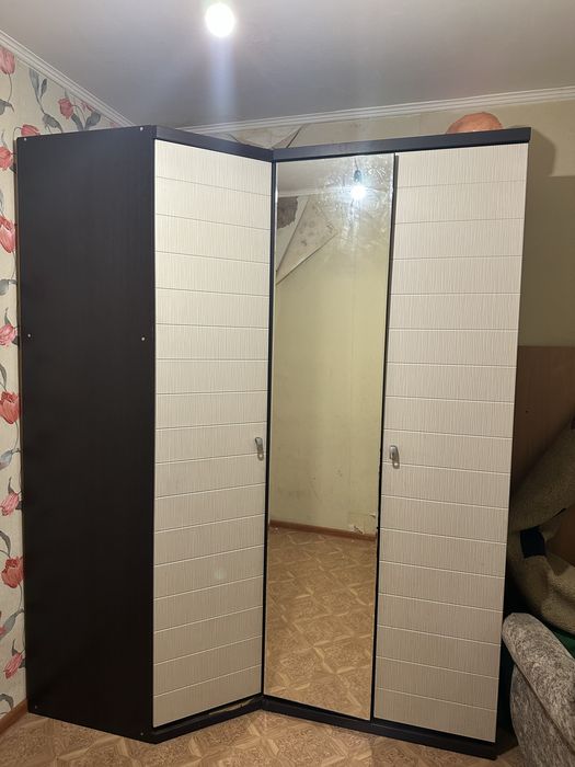 Шкаф б/у в хорошем состоянии