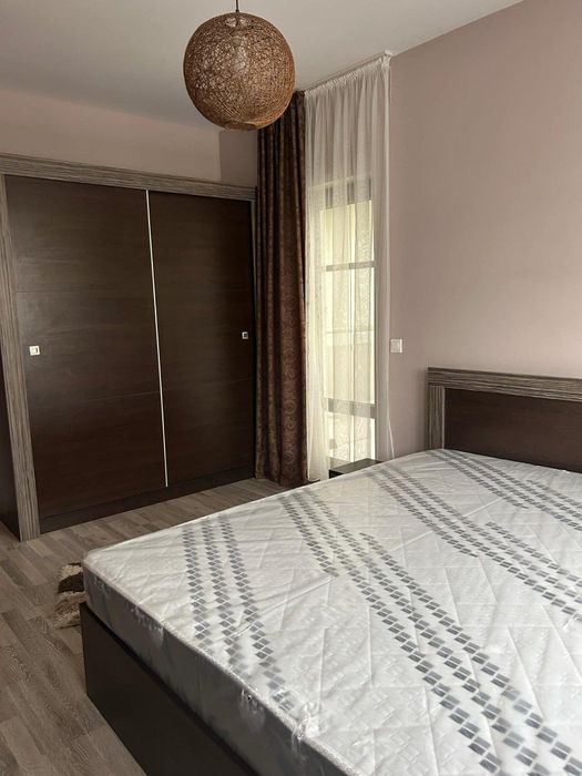 Дава се под наем Тристаен апартамент в Пловдив, Кършияка - 130 кв.м за 650 € - Снимка #6