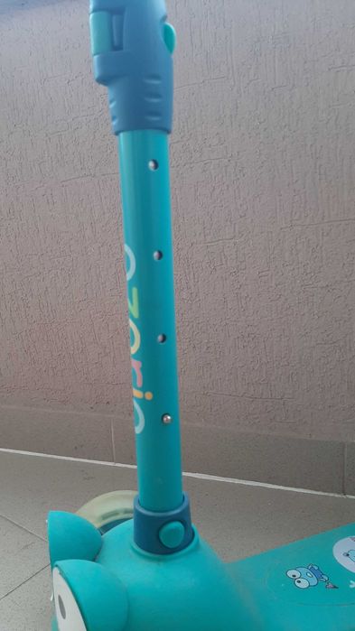 Детска тротинетка Азариа