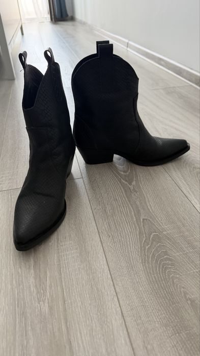 Cizme  piele negre