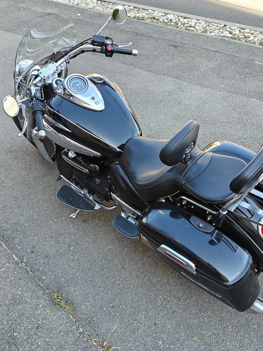 Triumph Rocket III touring
