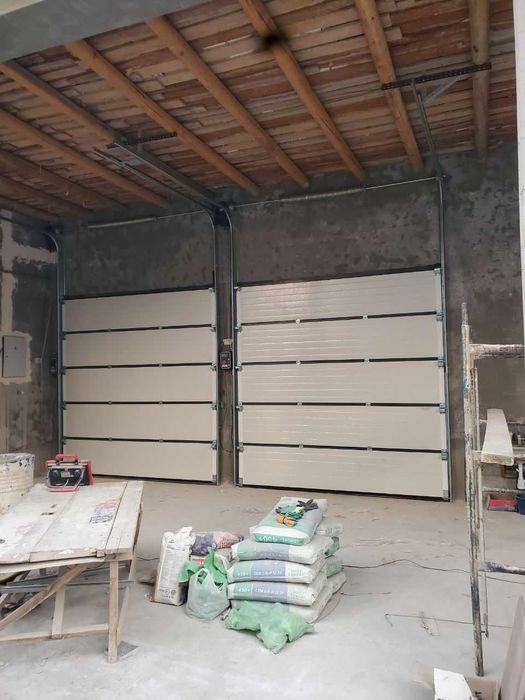 Электрические секционные ворота для дома. Автоматика Erreka.