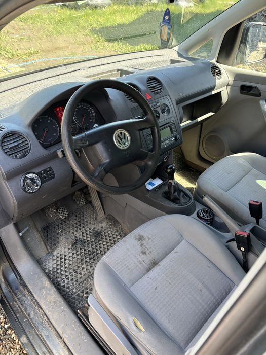 Piese vw caddy 1.9 tdi 2005 de persoane