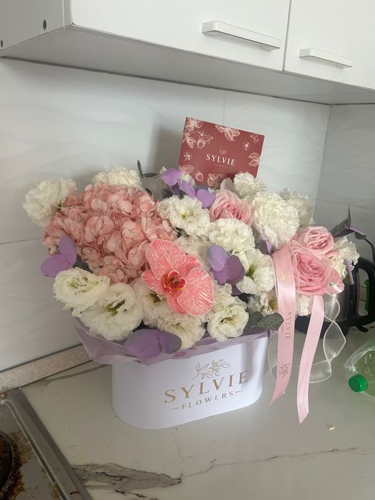 Цветы Sylvie букет