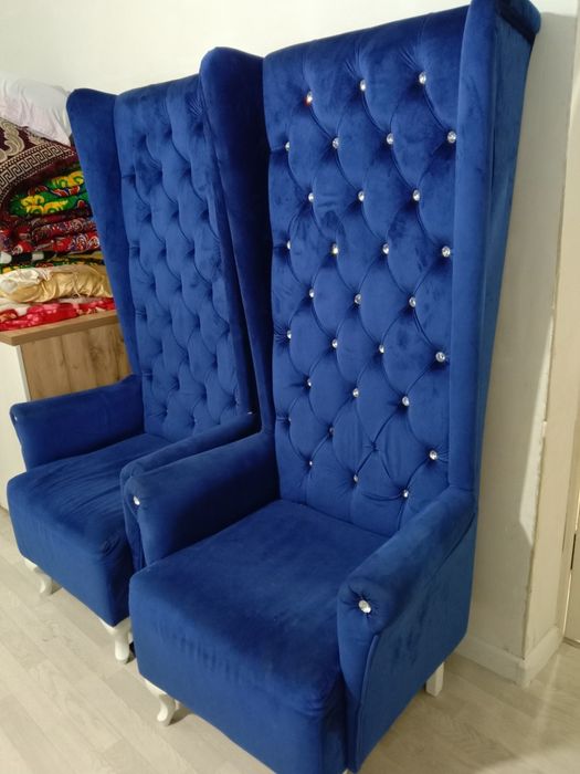 Диван 2штук сатылады жеткізу тегін