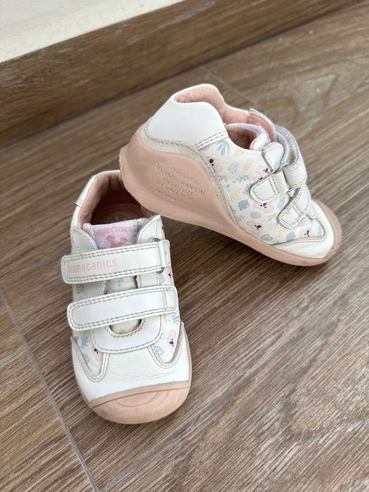 Обувки Biomecanics 24н