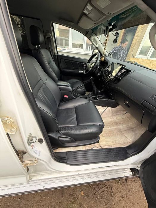 Продам Toyota hilux