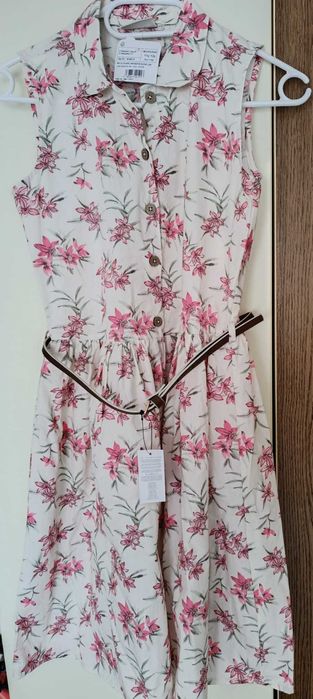 Rochita fetita 11-12 ani